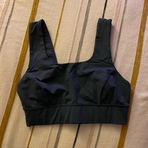 lululemon high support seasonal style size 6